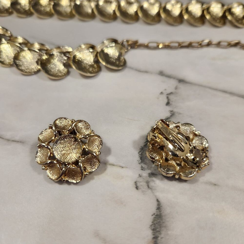 Vintage Gold Tone Necklace Clip On Earrings Set AS IS - Picture 5 of 13